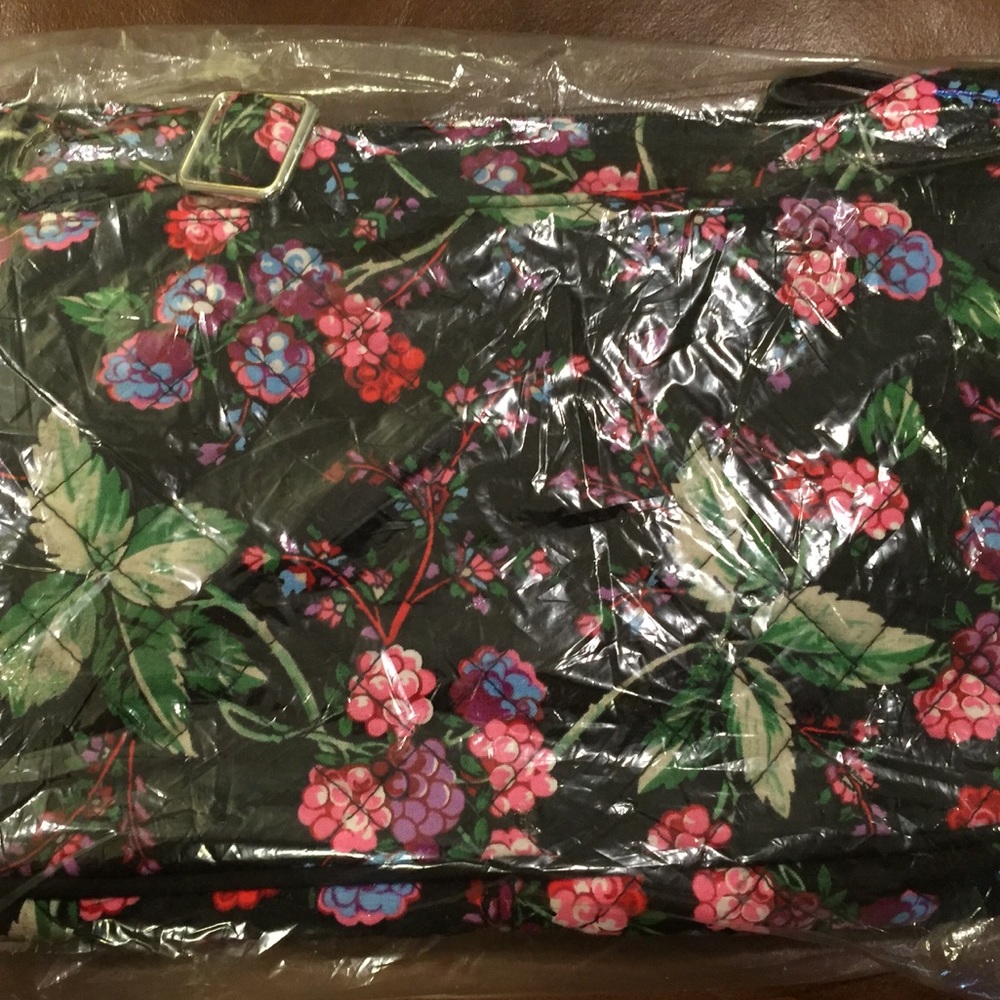 Iconic RFID Little Hipster, Signature Cotton, NWT - Picture 6 of 6